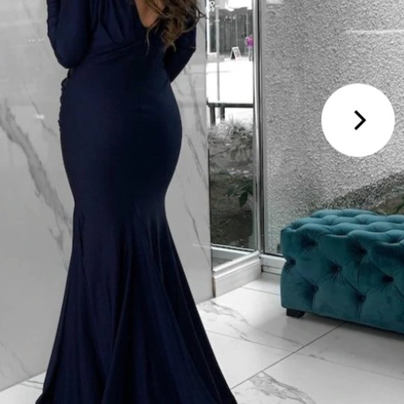 Navy Long Sleeved Gown - Picture 3 of 10